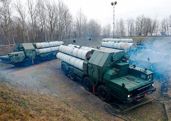 Глава военного ведомства проинспектирует ход развертывания и обустройства зенитной ракетной бригады, на вооружении которой стоят ЗРК С-300 «Фаворит» в Красноярском крае | ngs24.ru
