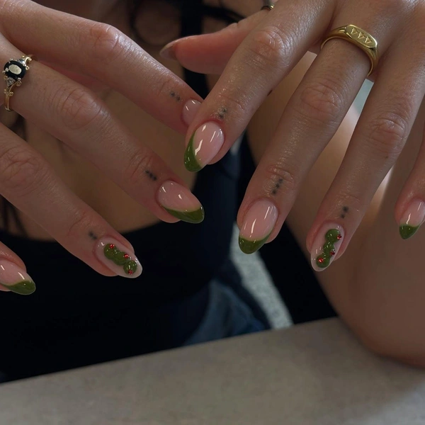 Источник: @nailtherapy.co