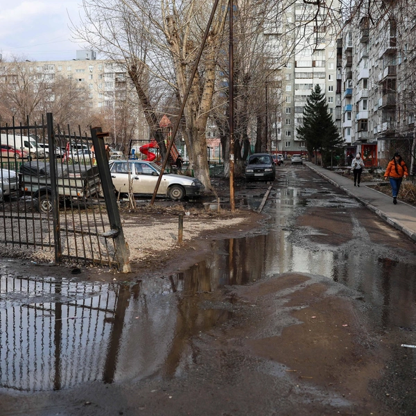 Хотя бы тротуар сухой | Источник: Евгений Софийчук / NGS55.RU