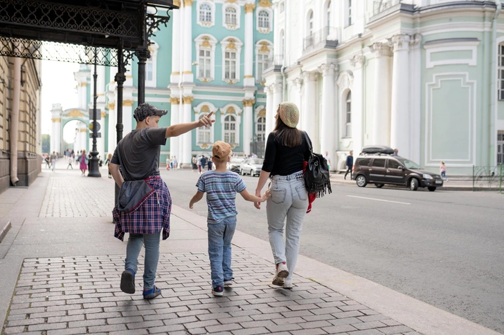 Обкрадывал туристов: в Петербурге задержан неоднократно судимый 69-летний вор