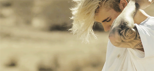 Бибер плачет в отрывке своего фильма Purpose: The Movement