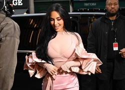 Ким Кардашьян в Париже