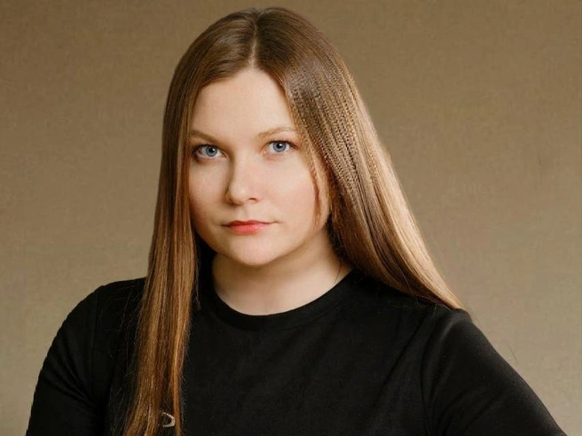 На работе Елена совмещает две сложные должности | Источник: Елена Виноградова