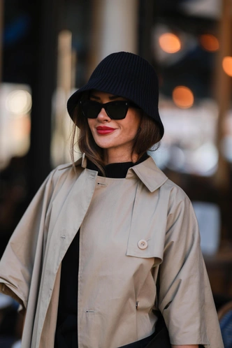 Почему стиль Old Money сильно старит? Почему стиль Old Money сильно старит?