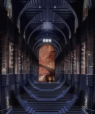 Огромная черная лестница и 400 000 кирпичей: книжный магазин в Китае