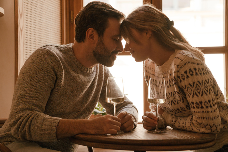 Влюблен по уши: 5 главных признаков, что ваше свидание прошло хорошо