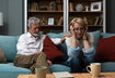 «Пожилые родители на грани развода. Чем я могу им помочь?»