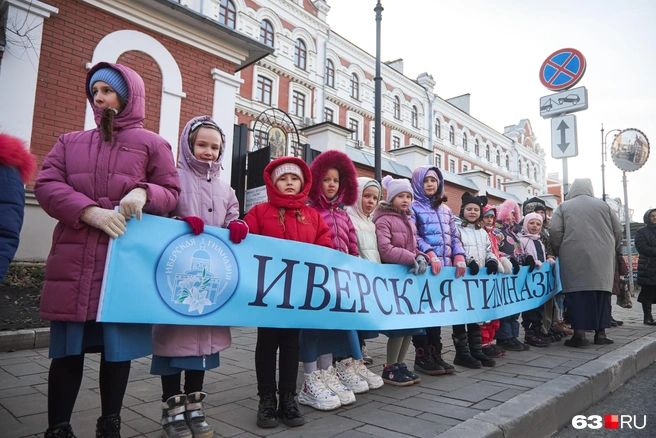 Радостная встреча | Источник: Роман Данилкин / 63.RU