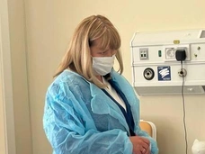 «К каждому подключены специалисты»: кадры из клиники, где находятся пострадавшие в резне в Байкальске подростки
