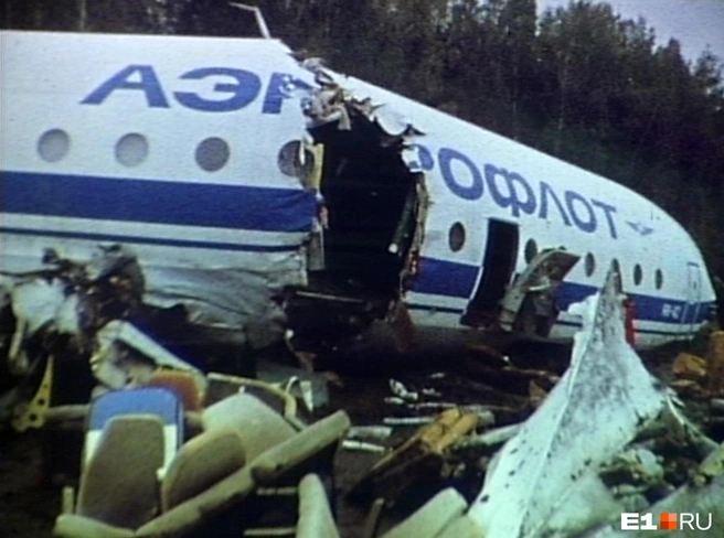 Фюзеляж самолета разломился | Источник: предоставлено одним из пассажиров