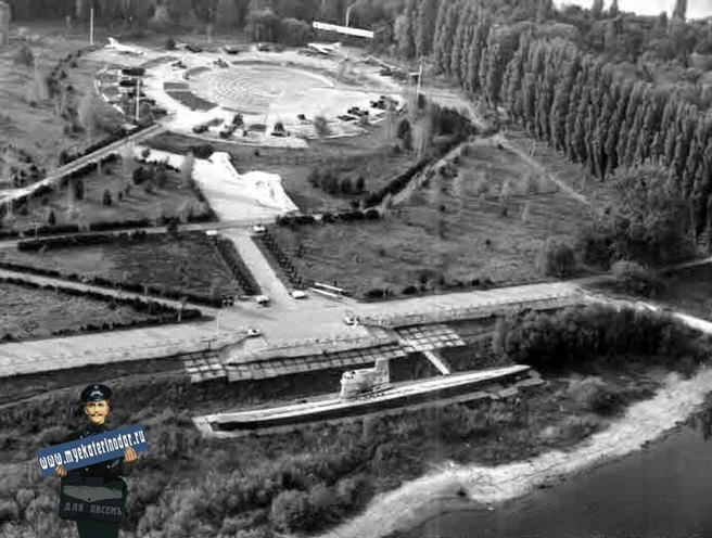 Парк 30-летия Победы, музей военной техники, 1991 год | Источник: myekaterinodar.ru
