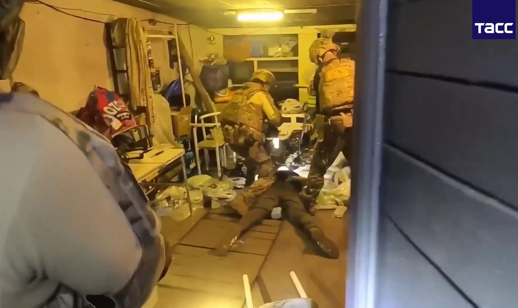 ФСБ сорвала атаку FPV-дронов на военный аэродром Шагол в Челябинске