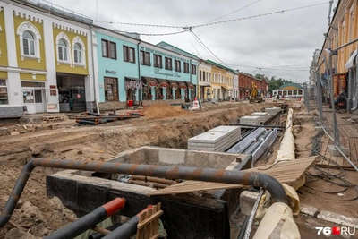 Высокая степень износа: в центре Ярославля меняют сети