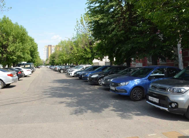 На улице Павлова закроют движение, чтобы очистить ее от мусора и грязи | ya62.ru