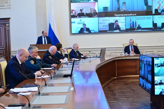 С докладом выступил заместитель председателя правительства Новосибирской области — министр сельского хозяйства Андрей Шинделов | Источник: www.nso.ru