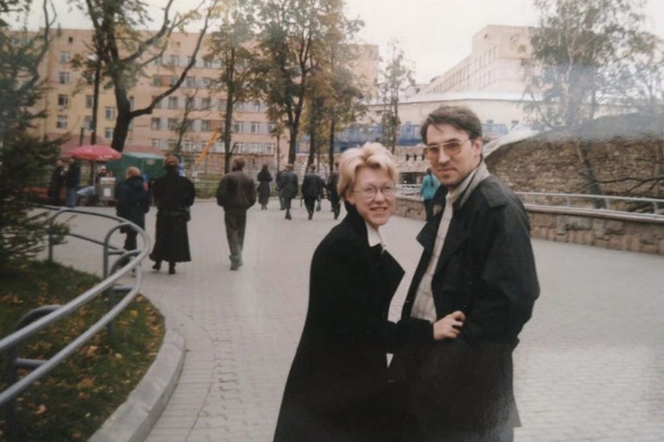 «Буду помнить ее такой – летящей и радостной»: как живет Андрей Норкин после самоубийства жены