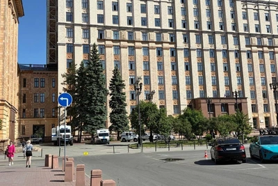 Почему у ЮУрГУ в Челябинске много полицейских машин?