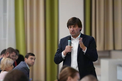 Афанасьев прокомментировал спорную теплотрассу в «Европейском»