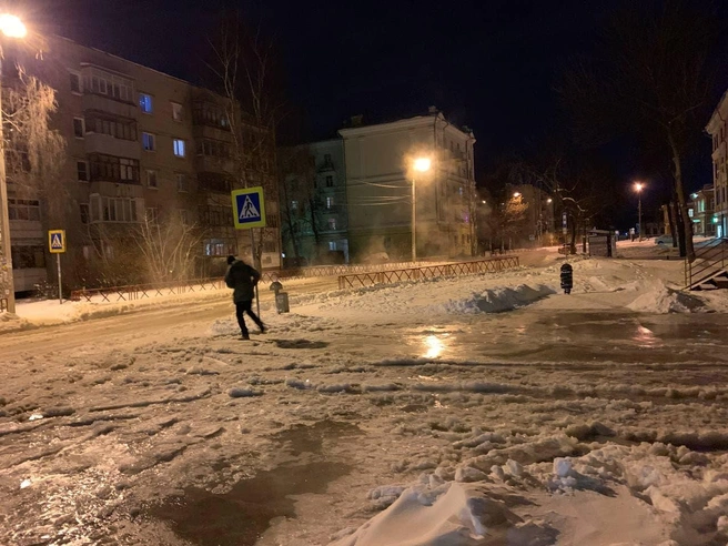 Вся утекшая вода замерзла | Источник: Полина Зайцева