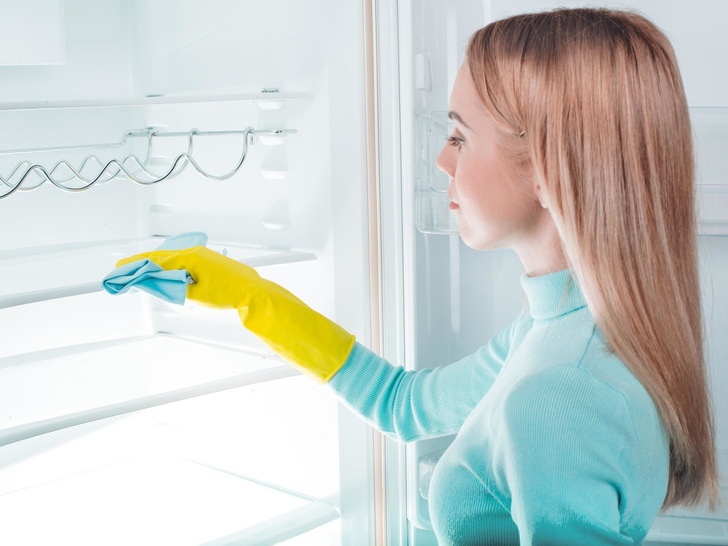 Не тратьте свое время: как правильно мыть холодильник, чтобы делать это как можно реже