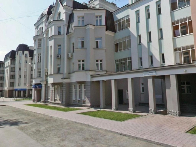 Эта парковка расположена неподалеку от предыдущей — той, что на Красноармейской | Источник: «Яндекс Карты»