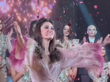 Попытки обаяния против интимной дерзости: как Муцениеце заменила Варнаву в кабаре