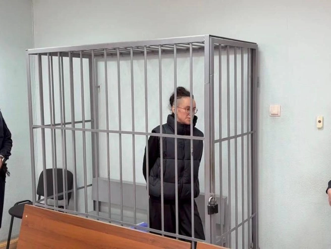 Жанну Калегину привезли в суд | Источник: читатель E1.RU