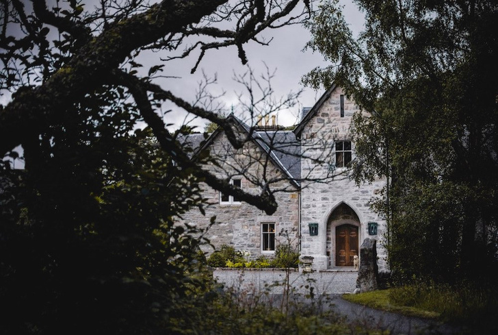 Шотландское поместье, где снимался сериал «Корона» (фото 0)
