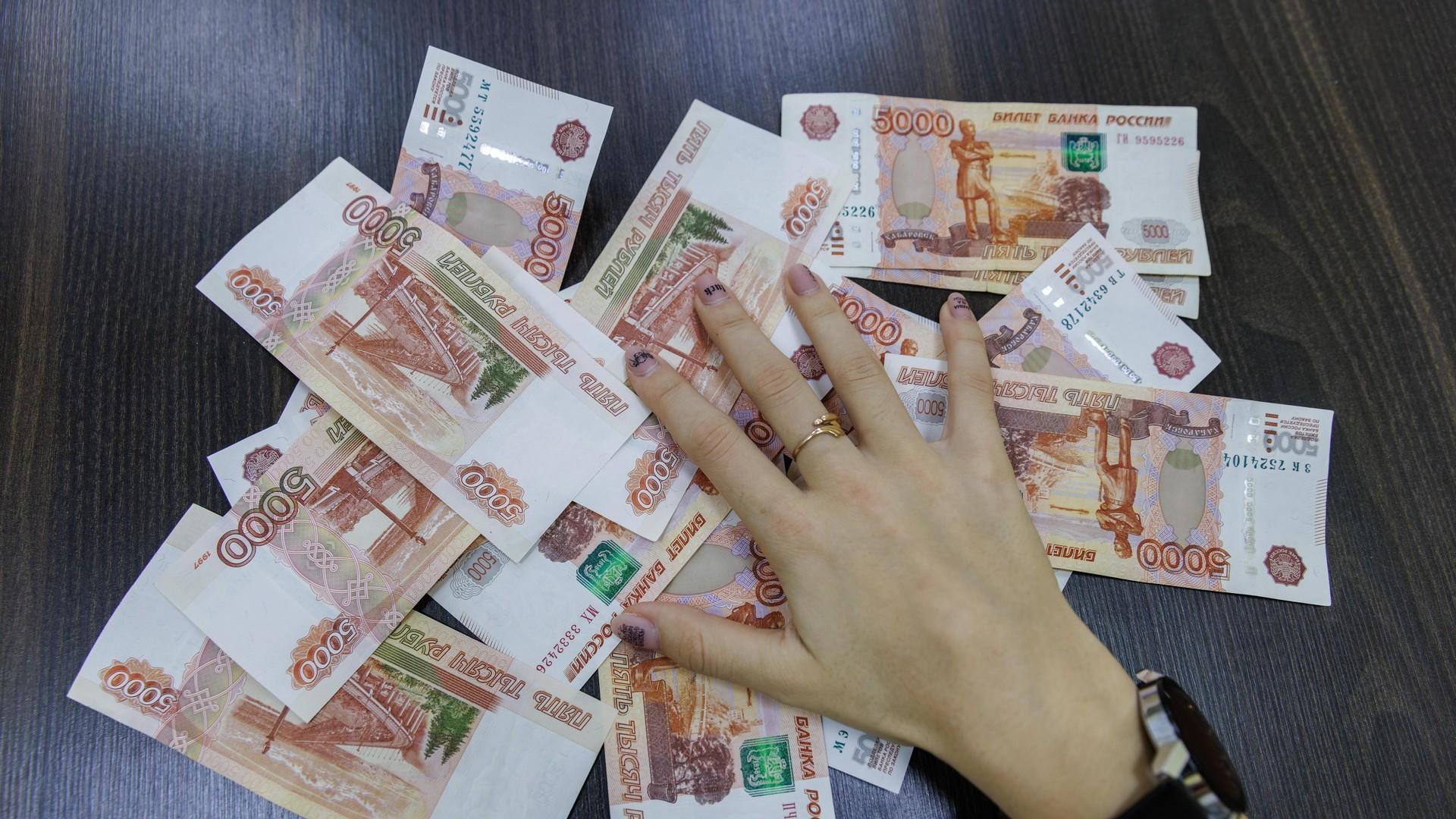 У матери погибшего солдата из Башкирии мошенники увели 7,5 миллиона рублей