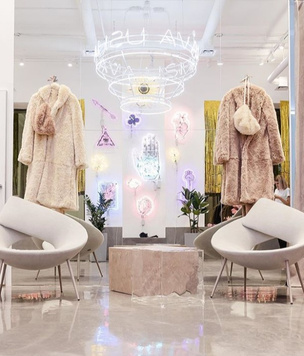 Как выглядят пространства успешных fashion-брендов в России