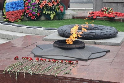 В Кургане Вечный огонь временно перенесли на Аллее Славы