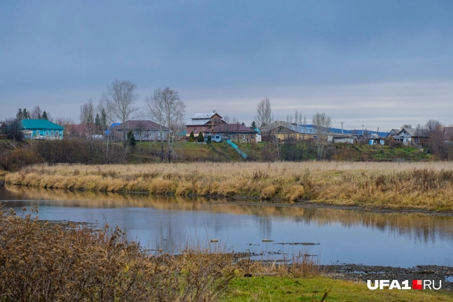 Желтоватый берег — остров | Источник: Булат Салихов / UFA1.RU
