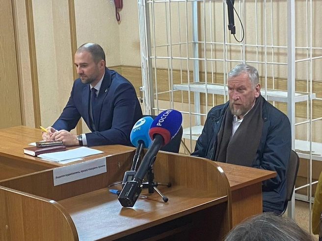 Рассмотрение дела Алексея Джулая в суде началось в конце 2025 года. | Источник: Павел Тиунов / NGS.ru
