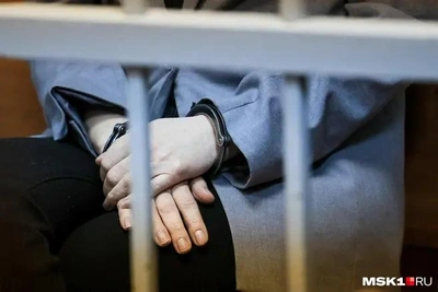 Диджей в Сочи ограбил посетительницу, взяв её сумку на сохранение