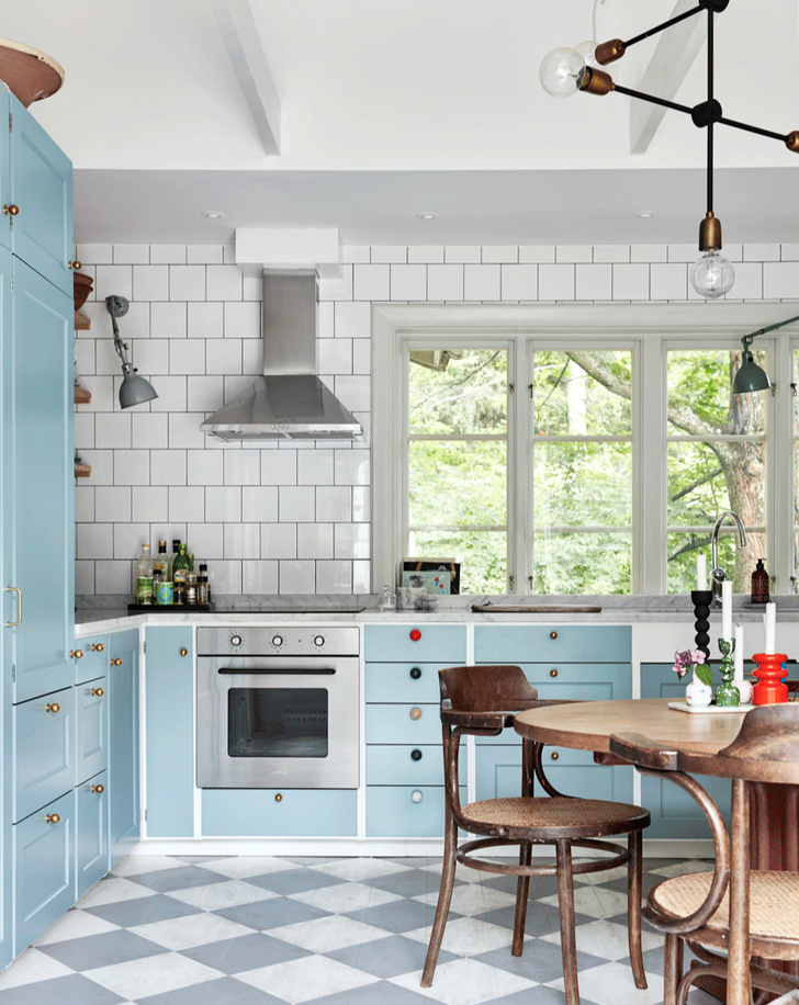 Голубой цвет на кухне: 15 примеров (галерея 0, фото 0)