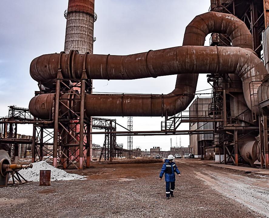 ЧМК получил третий иск от поставщика газа