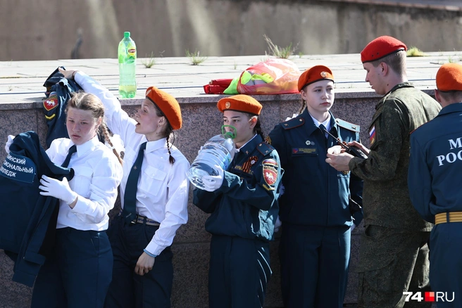 Вода сегодня была нарасхват | Источник: Наталья Лапцевич