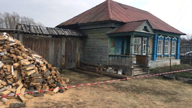 Дом, где произошло убийство ничем не выделяется среди других | Источник: vk.com/sk_uln