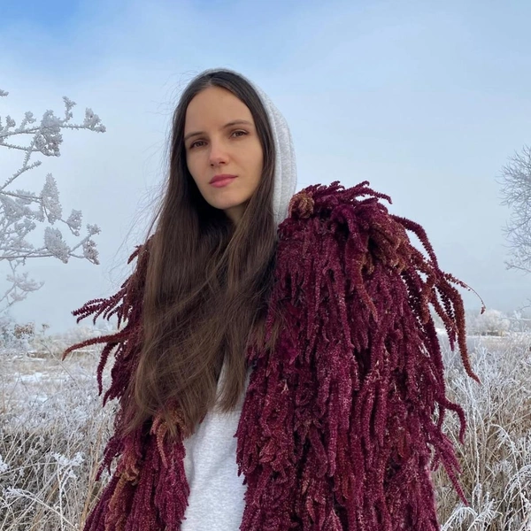 одежда из овощей, одежда из фруктов, одежда из цветов, фото одежды из овощей и фруктов, необычная одежда из растений, мода из овощей и фруктов, дизайнер из Краснодара одежда из овощей, экстравагантные образы из природы | Источник: Социальные сети