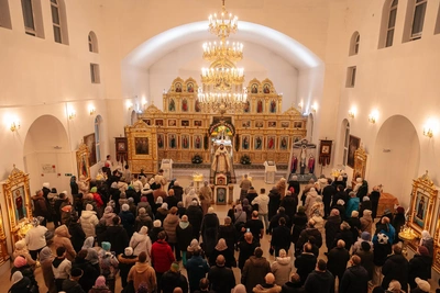 Тысячи верующих встретили Рождество в кемеровских храмах