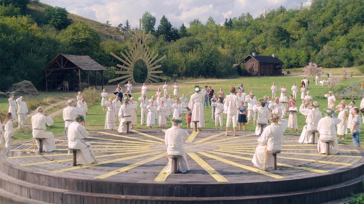 Midsommar | Источник: кадр из кинофильма