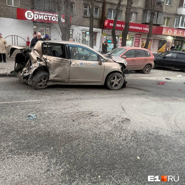 Источник: читатель E1.RU