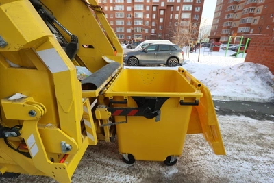 В Набережных Челнах водитель мусоровоза сбил ребенка и скрылся
