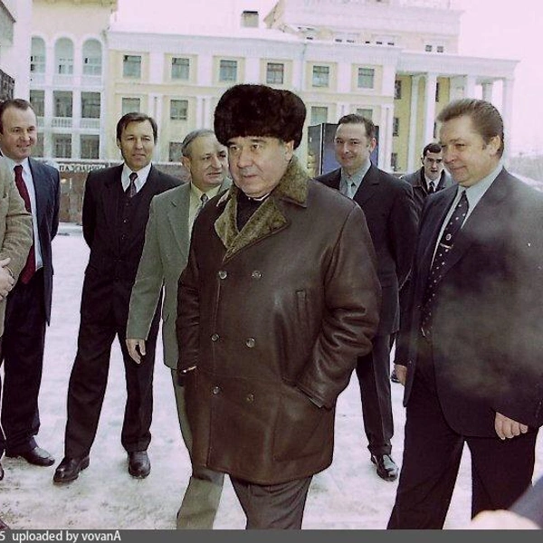 В центре&nbsp;— Полежаев. Одет по всем канонам тогдашней моды | Источник: pastvu.com