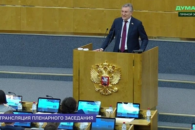 «Моя мама строила этот университет»: Фаррахов возглавит КГМУ