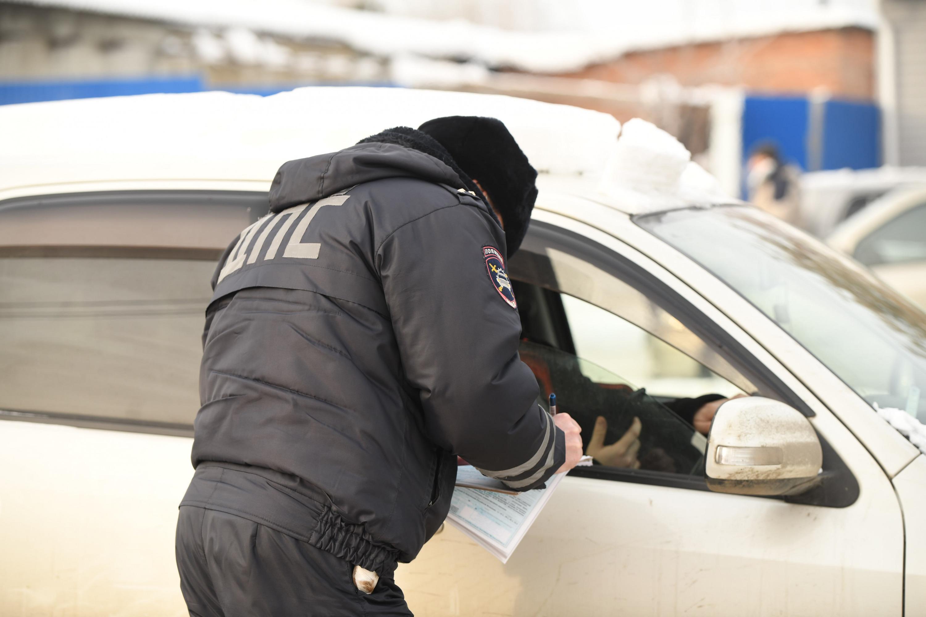 Как автомобилисты Читы нарушают правила проезда перекрестков на дорогах  города в 2022 году - 7 декабря 2022 - ЧИТА.ру