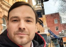 Алексей Чадов увез сына на отдых