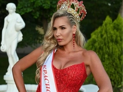 40-летняя бизнесвумен из Красноярска стала Mrs. Supranational — 33 фото замужней королевы красоты