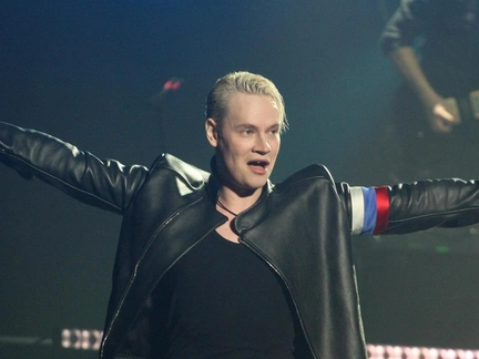 Отец SHAMAN: «Люди столько всяких гадостей пишут про сына, а потом говорят: «Пророк»