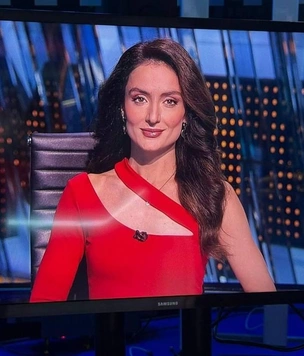 Горячая ведущая «Матч ТВ» Эмма Гаджиева: девушку взяли на шоу с пятого раза, а теперь ее прессу завидуют все (фото)